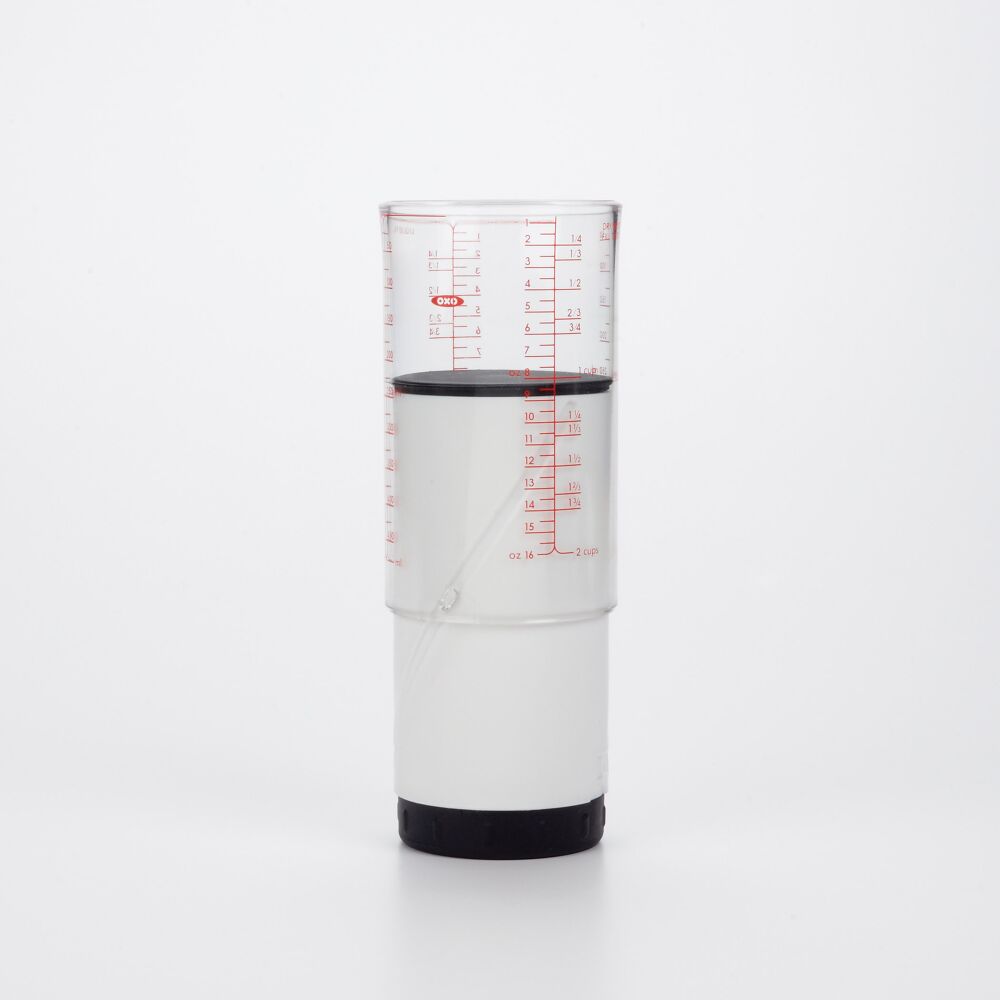 2 Cup Adjustable Measuring Cup J9