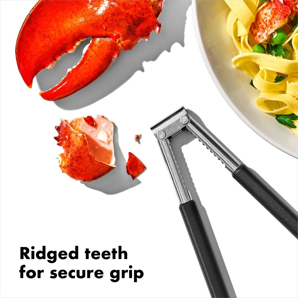 Seafood And Nut Cracker D2