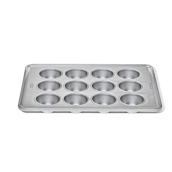 Nonstick Pro Clear Coated 12 Cup Muffin Pan O9