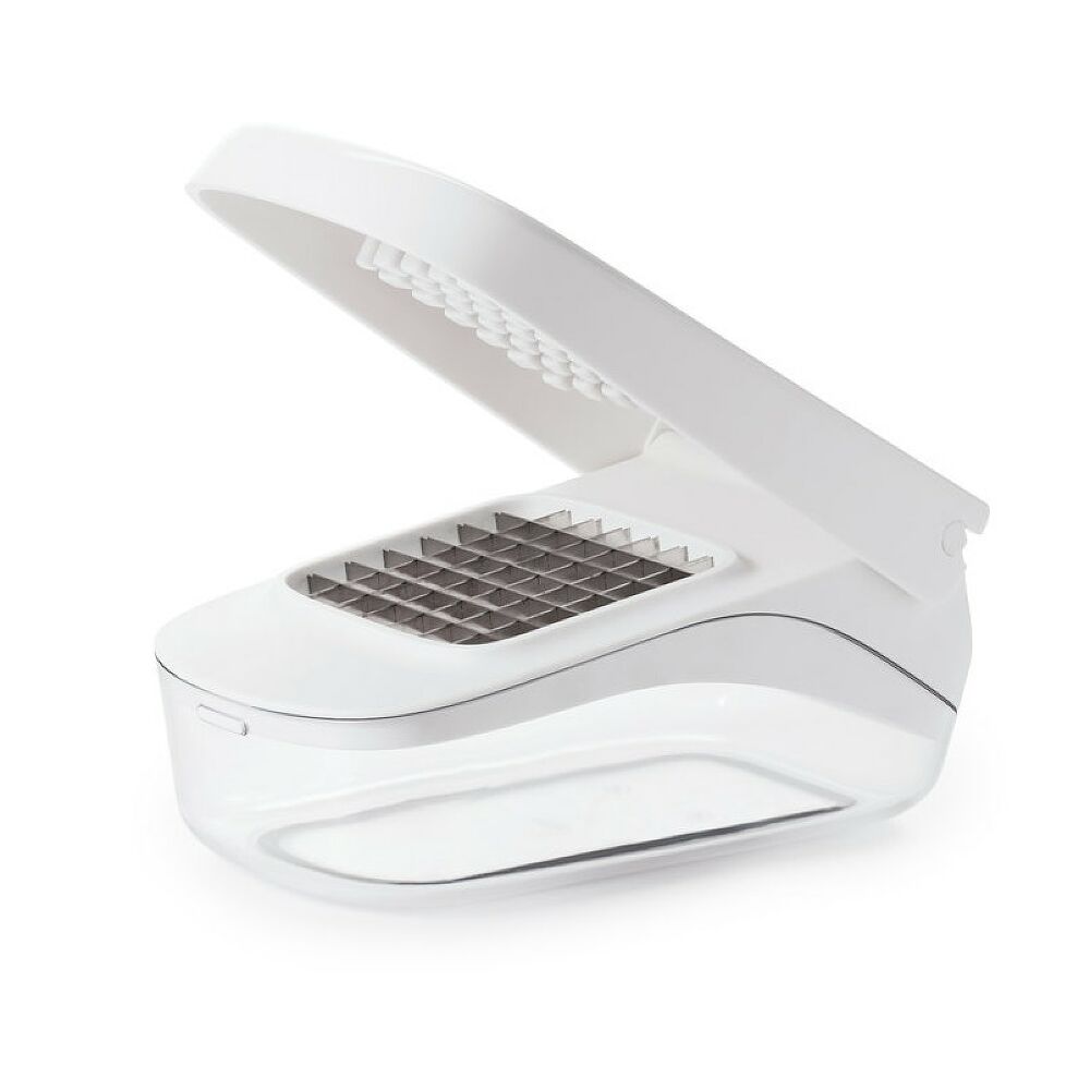 Vegetable Chopper with Easy-Pour Opening Z3