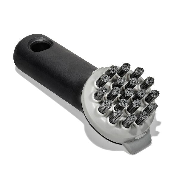 Cast Iron Brush V8