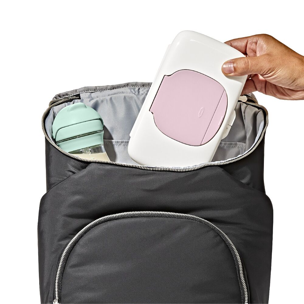 On-The-Go Wipes Dispenser Q0