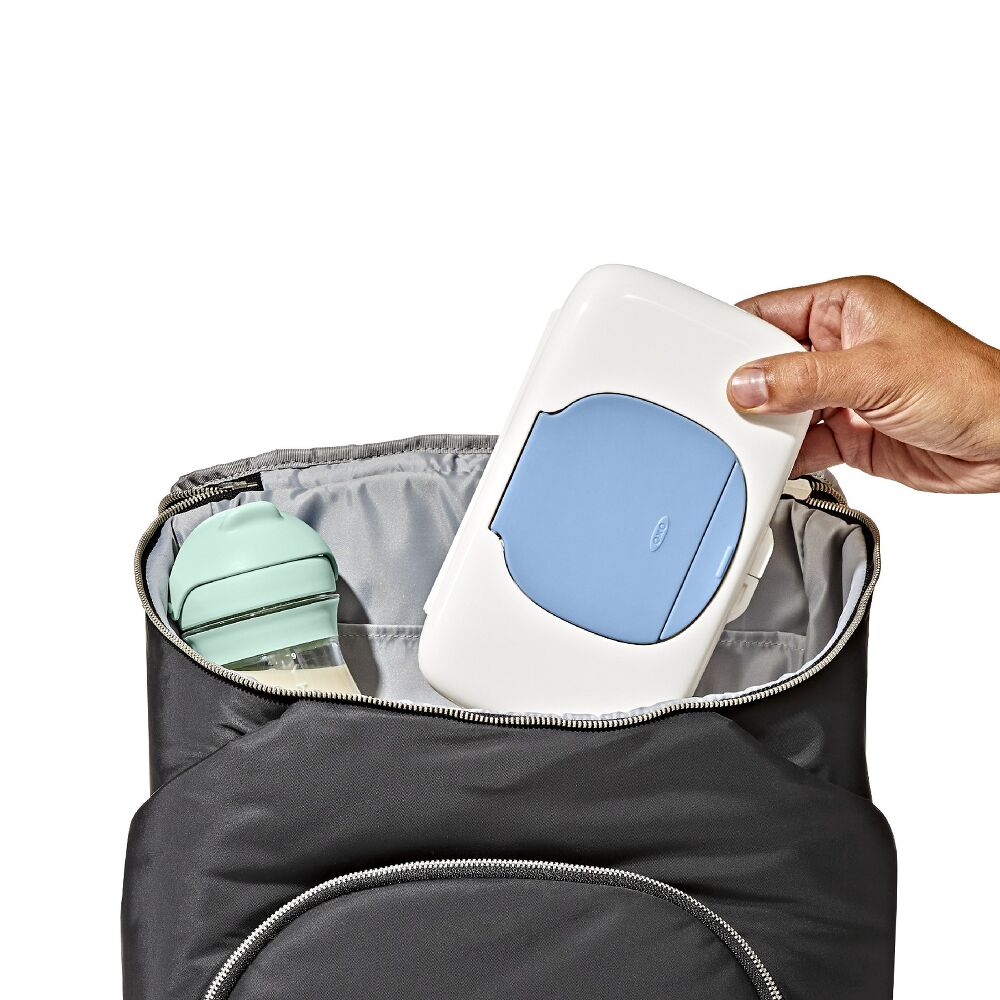 On-The-Go Wipes Dispenser Q0