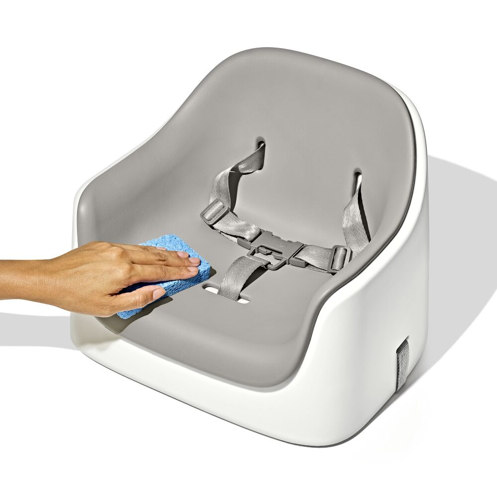 Nest Booster Seat with Removable Cushion O5