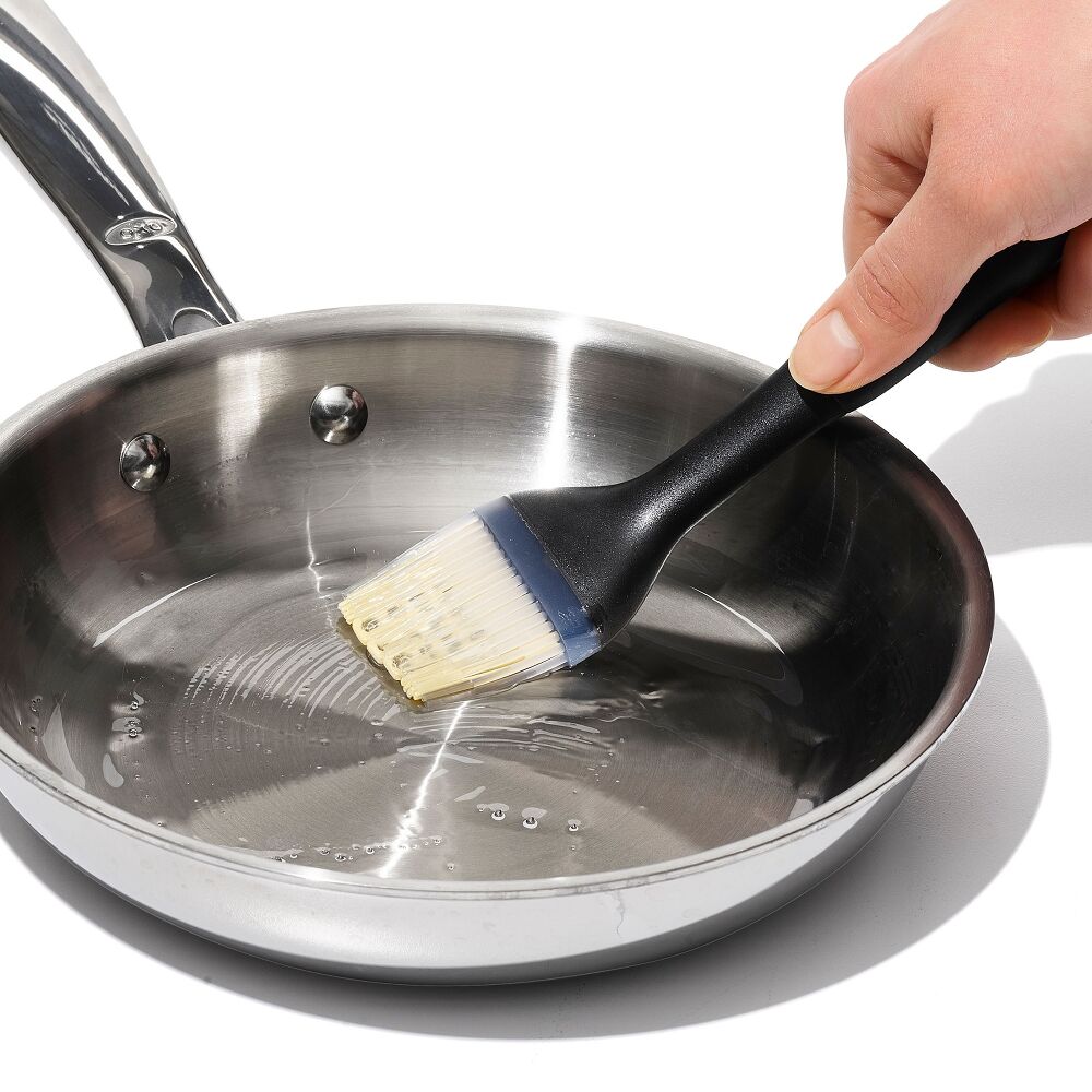 OXO Good Grips Silicone Pastry Brush E5