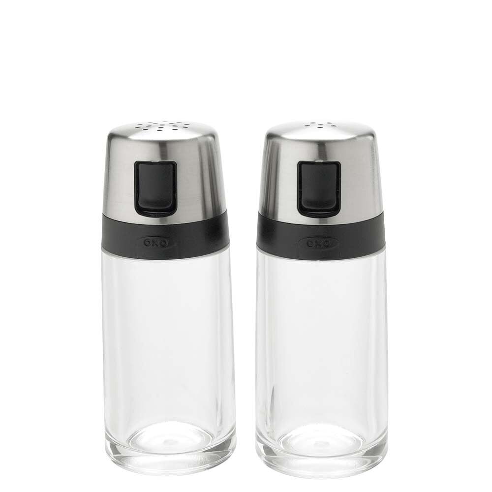 Simple Salt and Pepper Shaker Set P0