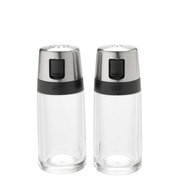 Simple Salt and Pepper Shaker Set P0