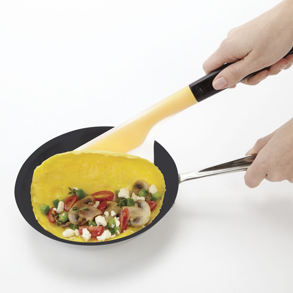 Flip & Fold Omelet Turner T2