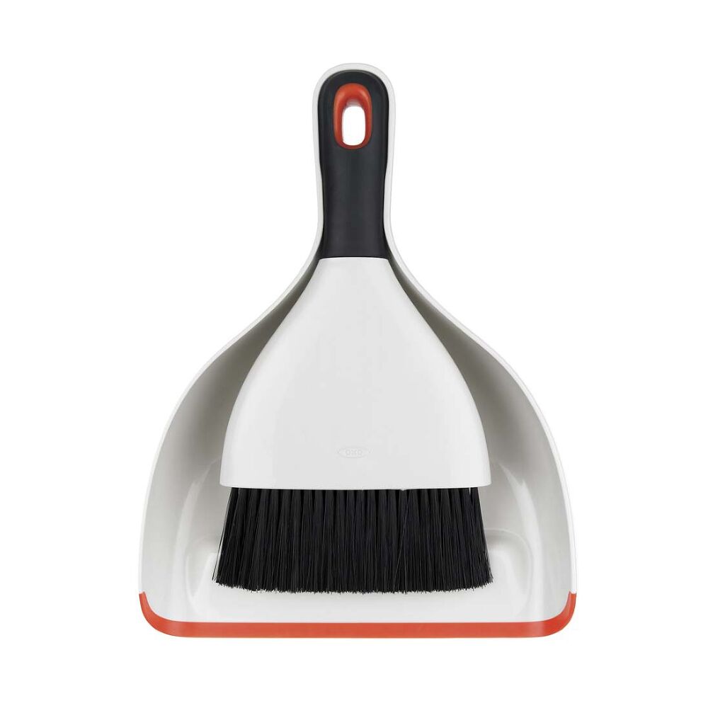 Dustpan & Brush Set C2