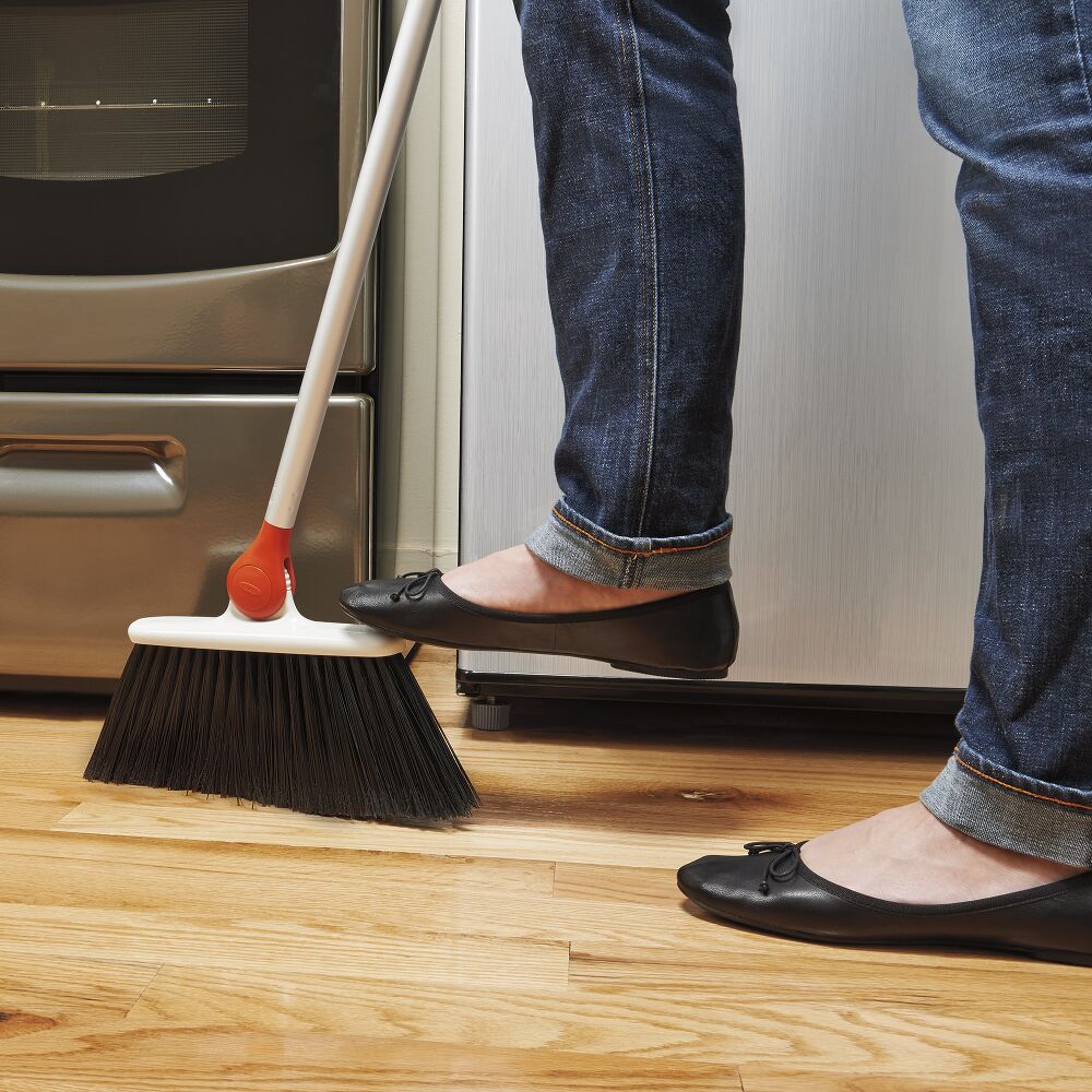 Any-Angle Broom G8