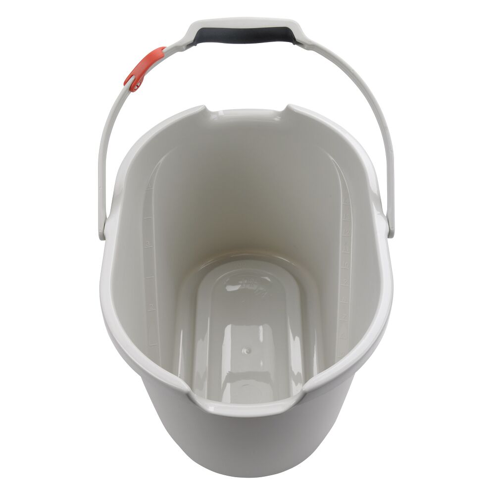 Angled Measuring Bucket B3