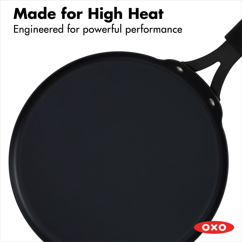 Obsidian Carbon Steel 10-Inch Crêpe Pan with Silicone Sleeve N7