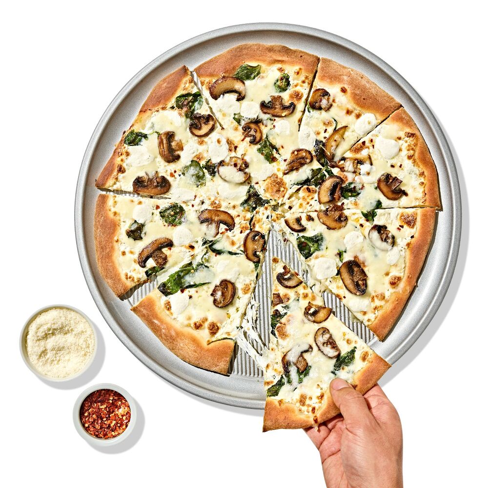 Non-Stick Pro Clear Coated 15in Pizza Pan C6