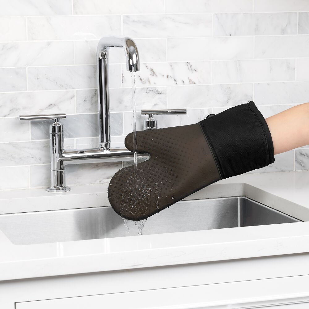 Silicone Oven Mitt O7