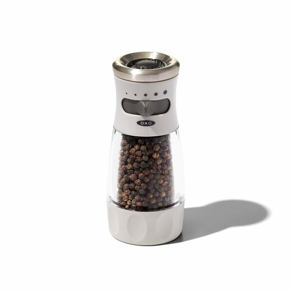 Contoured Mess-Free Pepper Grinder A4