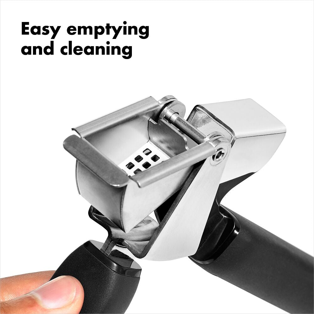 Good Grips Garlic Press A3