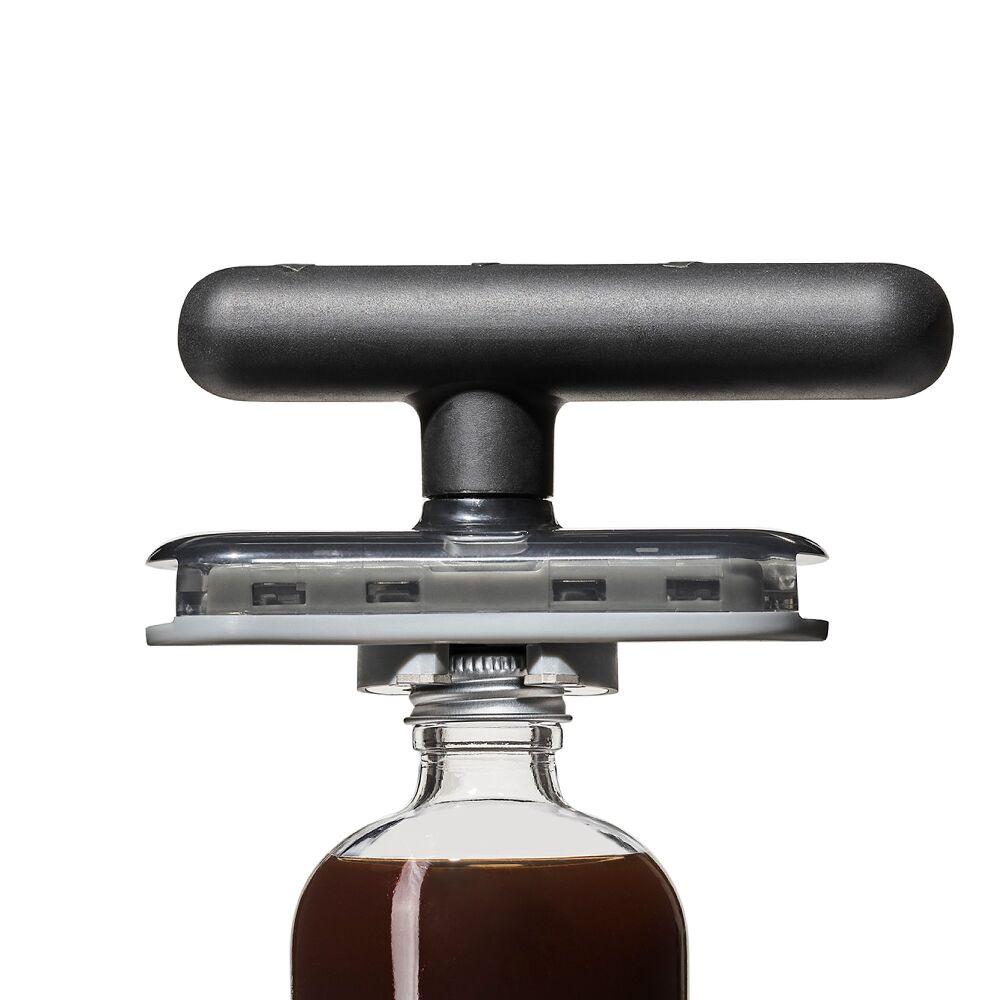 Twisting Jar Opener With Basepad D6