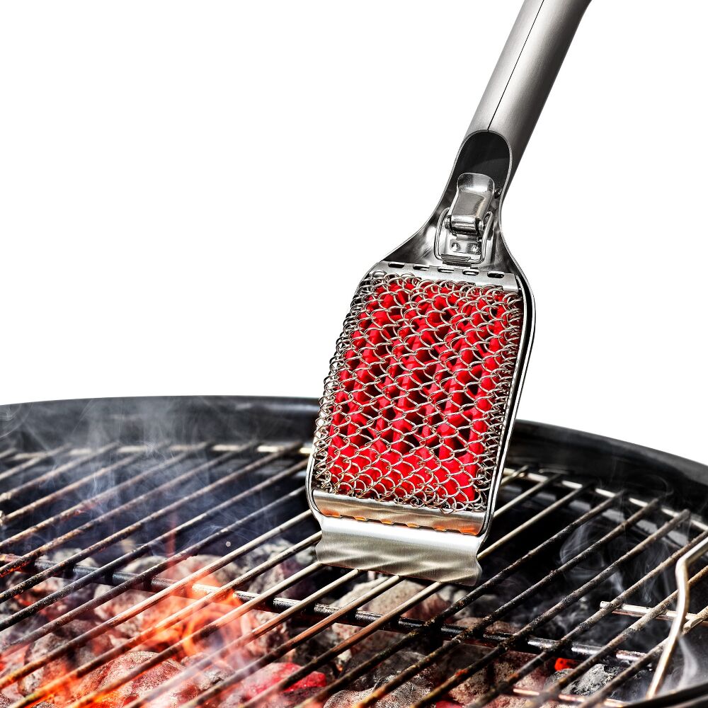Coiled Grill Brush With Replaceable Head U1