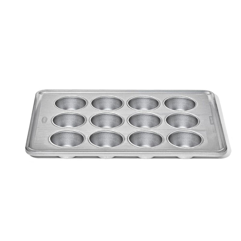 Nonstick Pro Clear Coated 12 Cup Muffin Pan O9