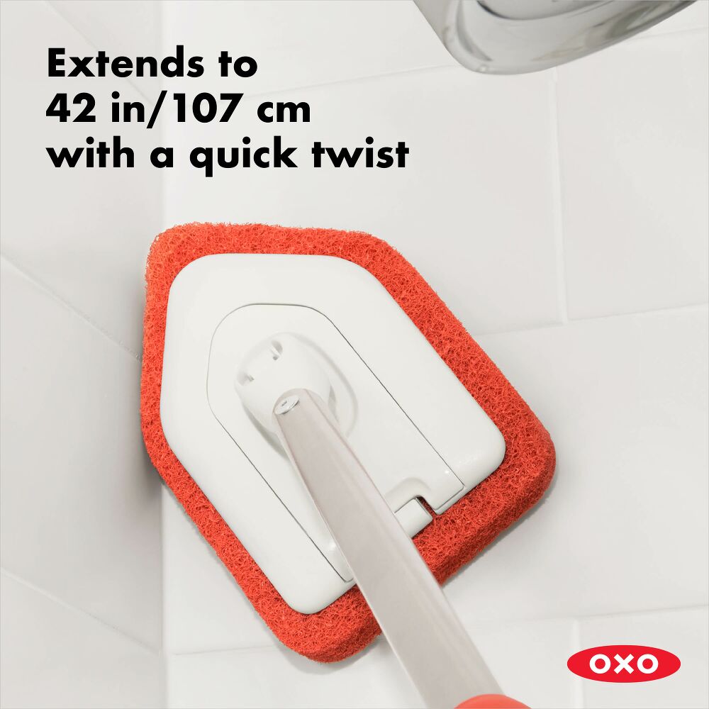 Extendable Tub & Tile Scrubber W8