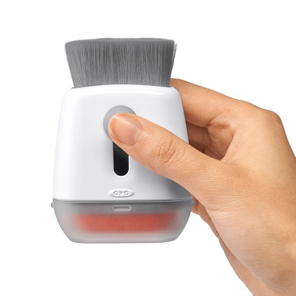 Sweep & Swipe Laptop Cleaner O4