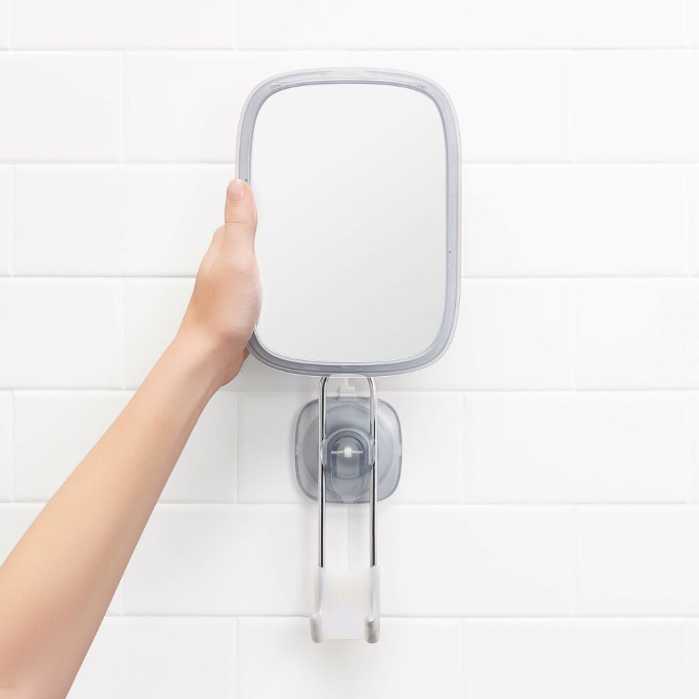 StrongHold™ Suction Fogless Mirror V8