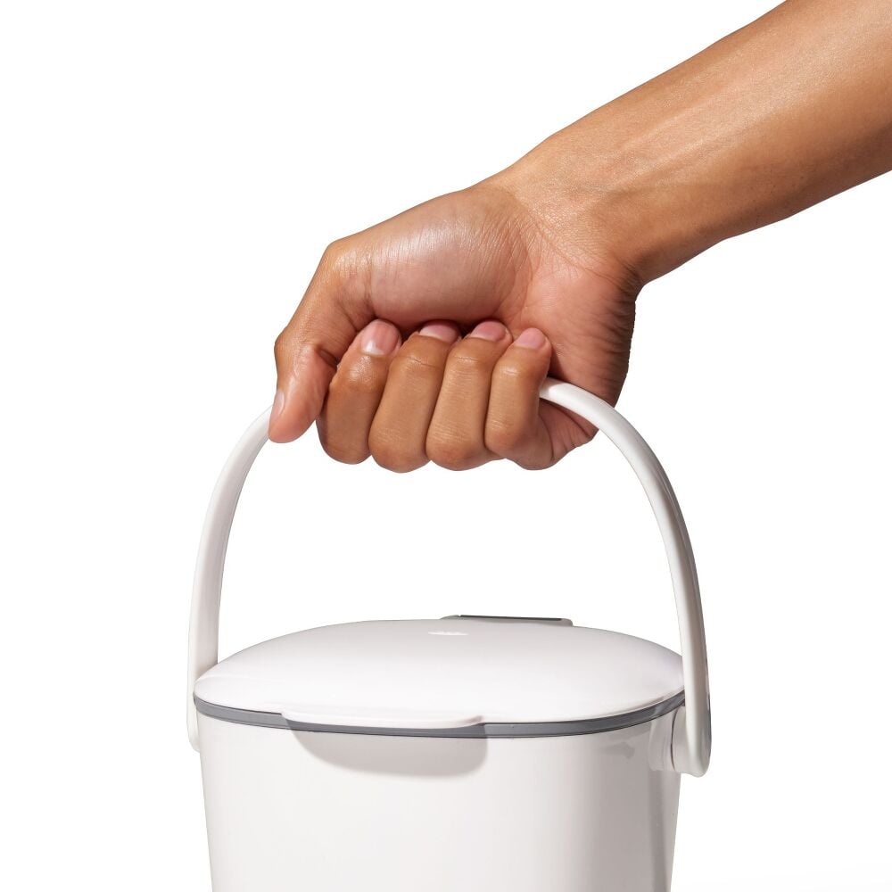 Easy-Clean Compost Bin - 0.75 Gal Z2