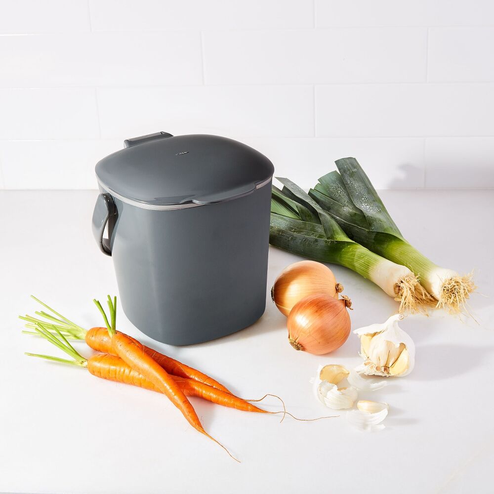 Easy-Clean Compost Bin - 0.75 Gal Z2