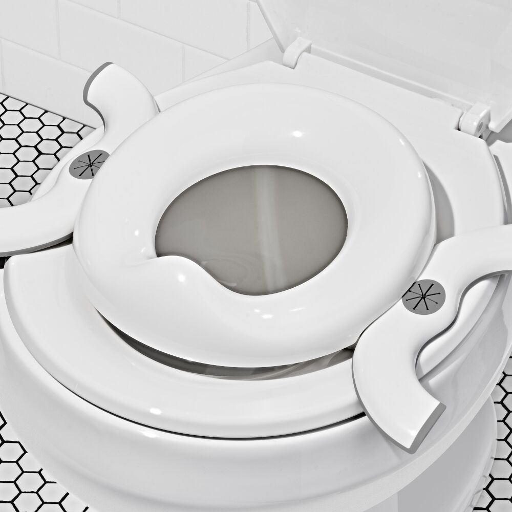 2-in-1 Go Potty™ with Travel Bag Z7