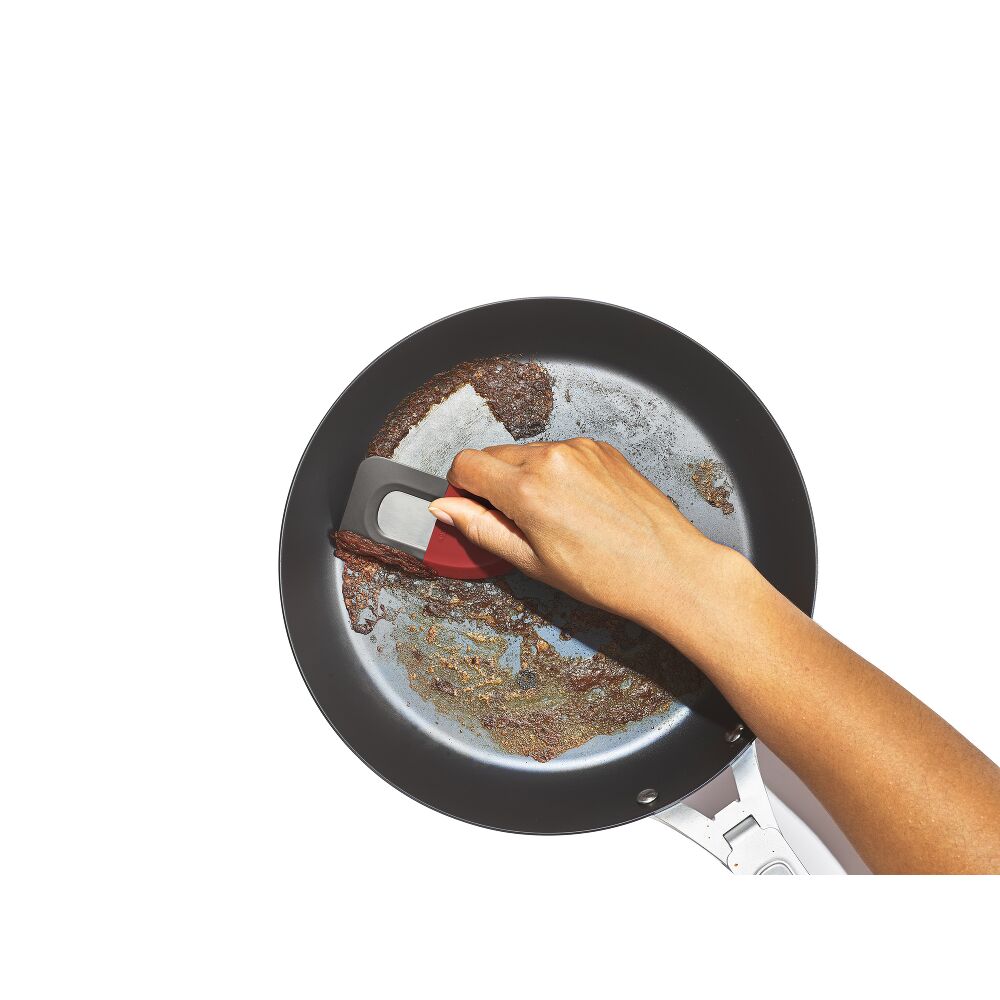 OXO Outdoor 3-in-1 Squeegee and Scraper I9