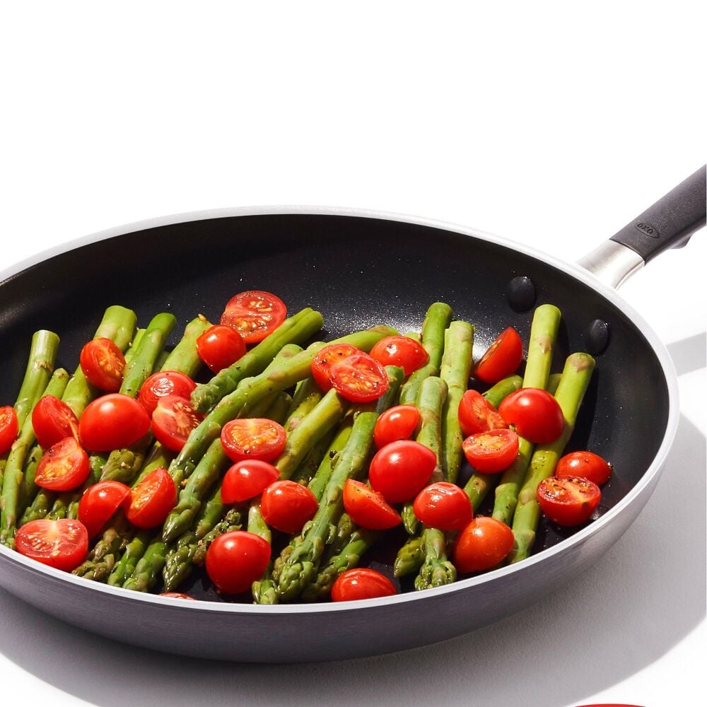 Non-Stick Pro Every Day 12 Inch Frypan with Lid E8