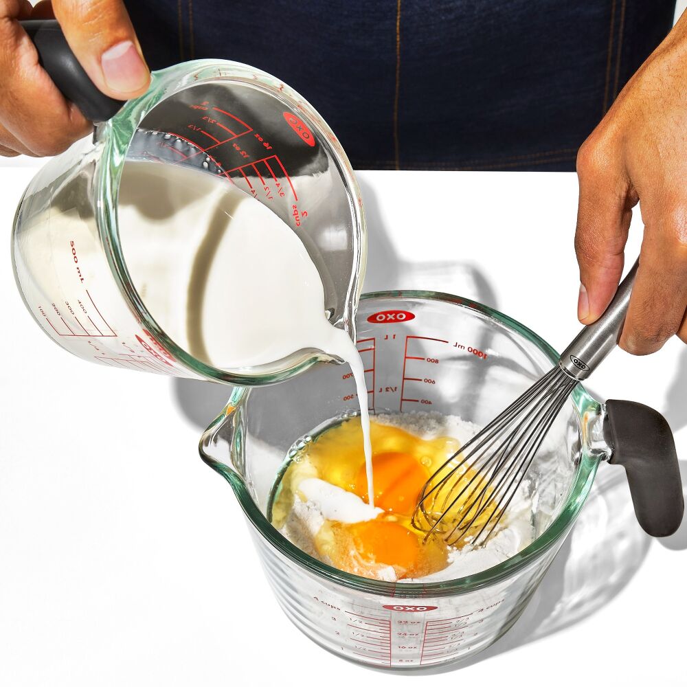 2-Cup and 4-Cup Glass Measuring Cup Set R0