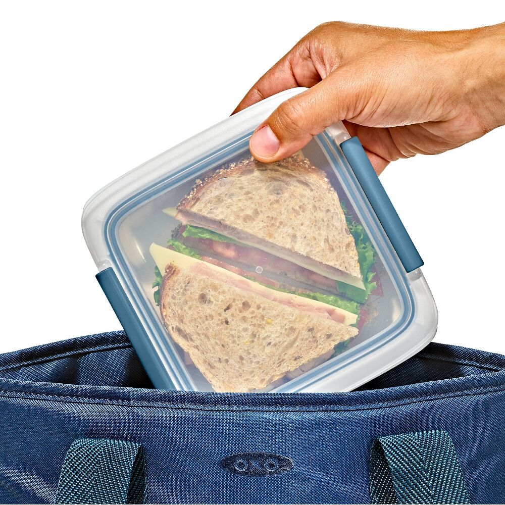 Prep & Go Slim Container with Removable Divider - 1.8 Cups/0.4 L B4