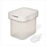 OXO Pet Airtight Food Container with Scoop — Small E5