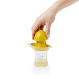 Small Citrus Juicer Q0