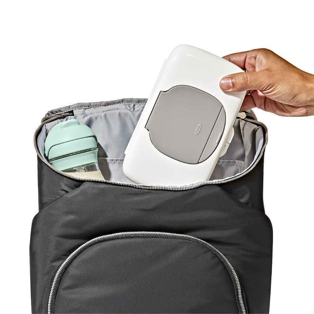 On-The-Go Wipes Dispenser Q0